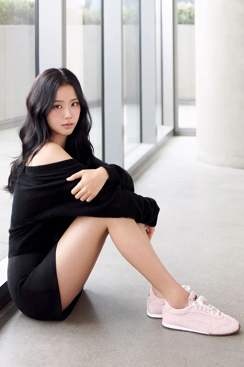 Averlynxstore Sunset Sneaker + Jisoo